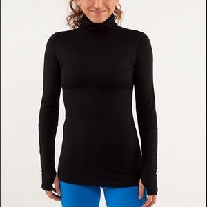 Lululemon black turtleneck | size 2